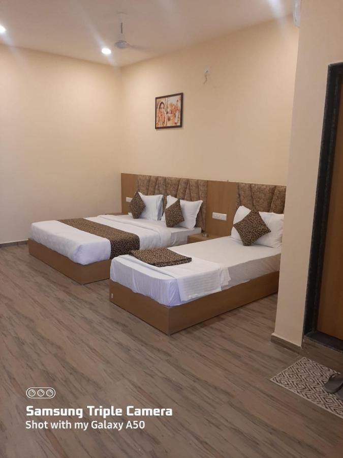 Hotel Fun Park Sanand Sānand Exterior foto