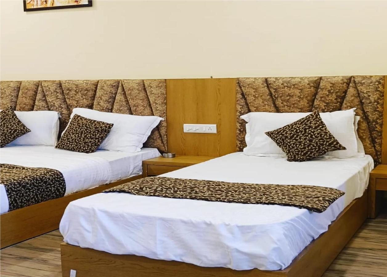 Hotel Fun Park Sanand Sānand Exterior foto